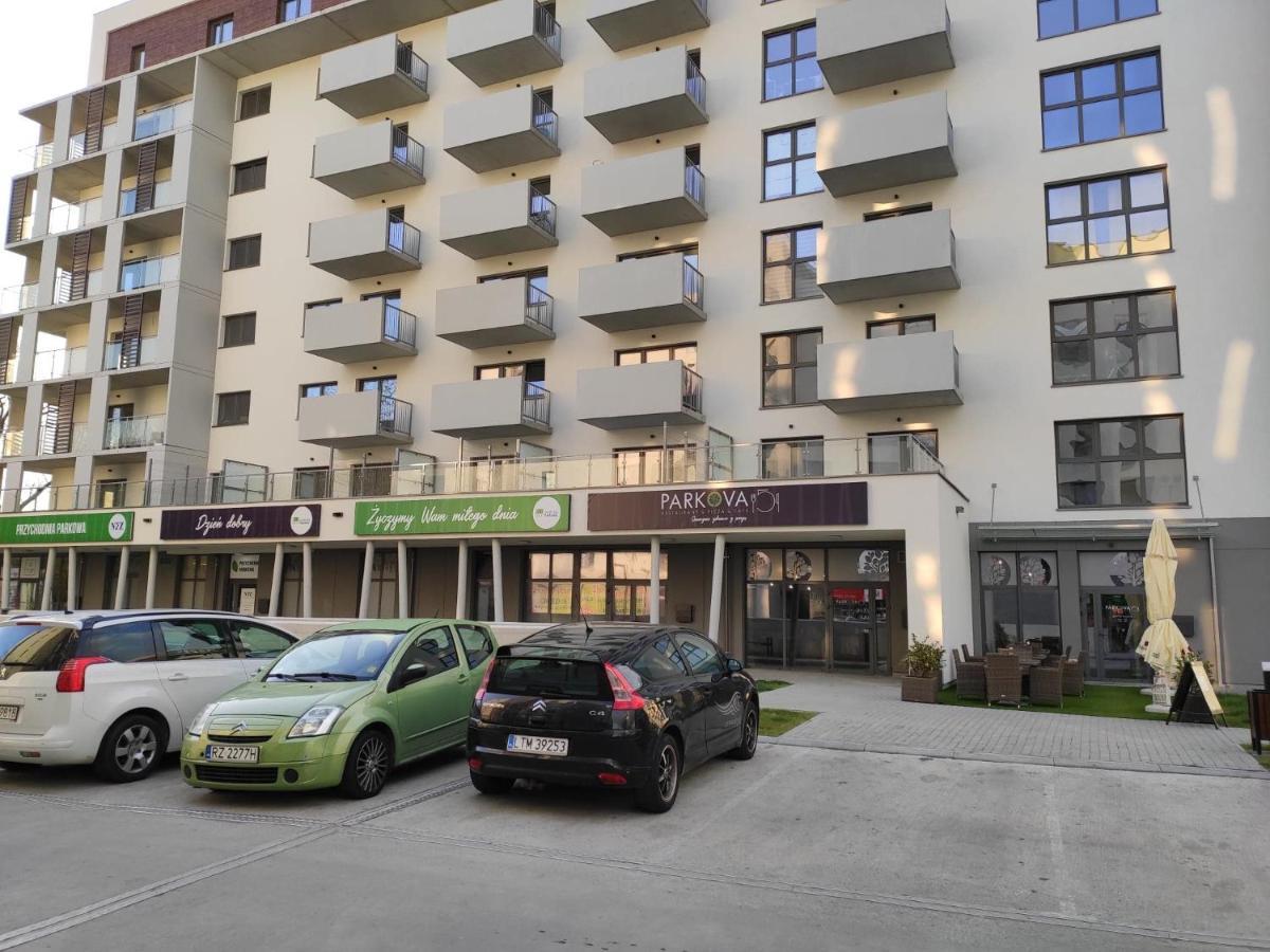 Apartament Parkowy Apartment Rzeszow Ngoại thất bức ảnh